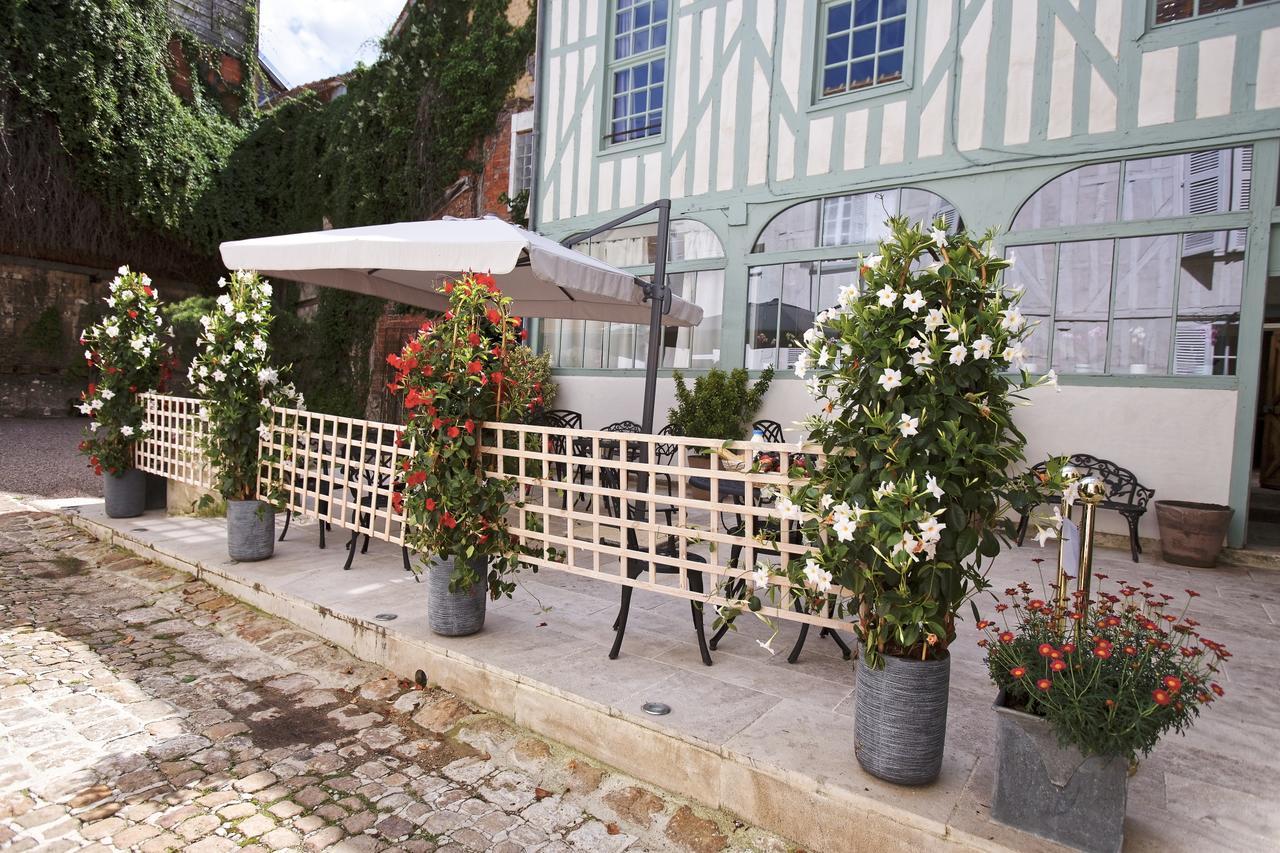 Hotel Saint Georges Troyes Exterior photo The restaurant in 2018