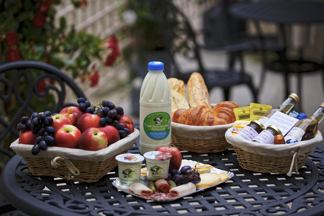 Hotel Saint Georges Troyes Exterior photo A typical breakfast